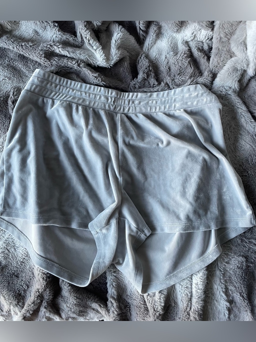 aerie Light Gray Women's Athletic Shorts
